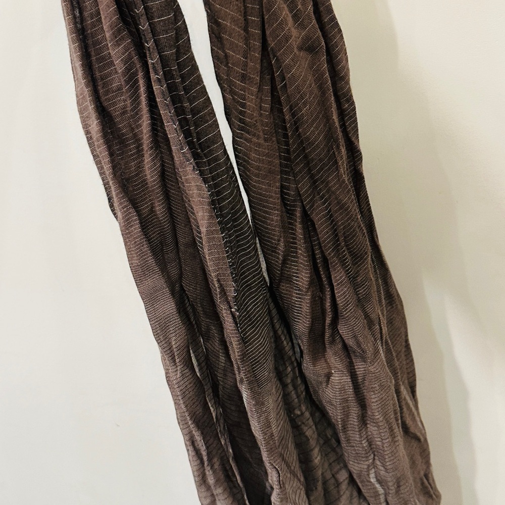 Armani Collezioni Gray Textured Scarf